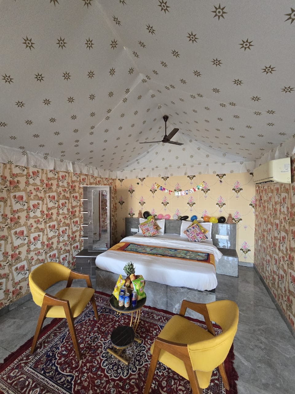 AC Luxury Tent - Image 4